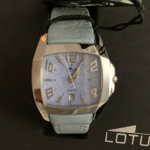 Lotus Watch - Picture 2 of 3